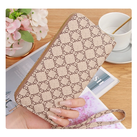 Women Long Zipper Wallet Synthetic Leather Monogram Printed Clutch Bag With Wristlet Multi Card Slots Phone Pocket Vintage