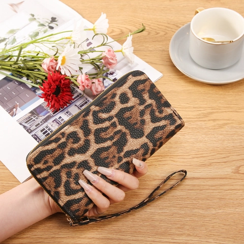 Damen Leopardenmuster Lange Handgelenk Brieftasche PVC Leder Reißverschluss Clutch Tasche Mode Kartenhalter Handy Geldbörse