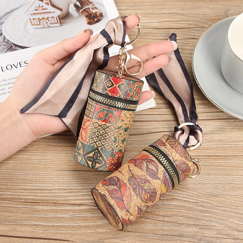 Mini Bolso Colgante Cilíndrico Para Pintalabios Patrón Paisley Bohemio Con Decoración Pañuelo Satén Monedero Cuero PU