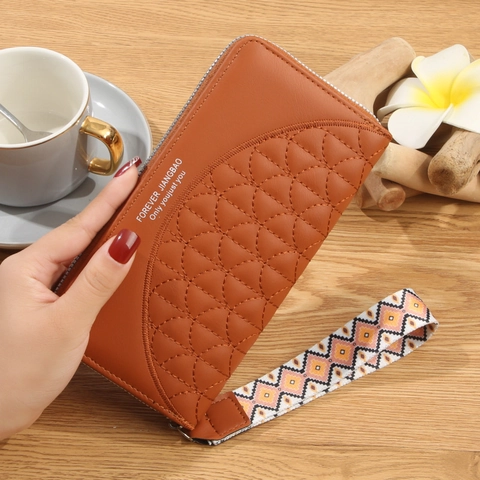 Women Long Wallet PU Leather Quilted Zipper Clutch Large Capacity Card Holder Ethnic Pattern Wrist Strap