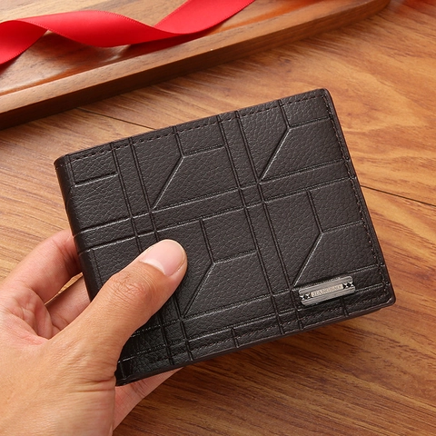 Herren Bifold Brieftasche Weiches PU Leder Lychee Muster Geometrisch Geprägt Kartenfächer Business Casual Kurze Geldbörse