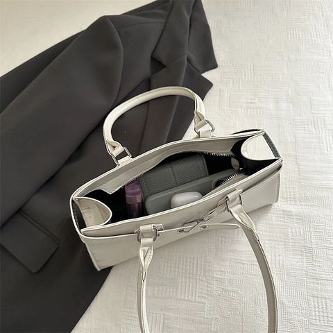 Retro Baguette Underarm Shoulder Bag For Women PU Leather Rectangular Minimalist Vintage Style Metal Buckle Handbag