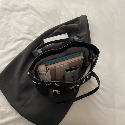 Women Tote Bag Quilted Nylon Shoulder Handbag Bowknot Embroidery Large Capacity Casual Commute Elegant Style