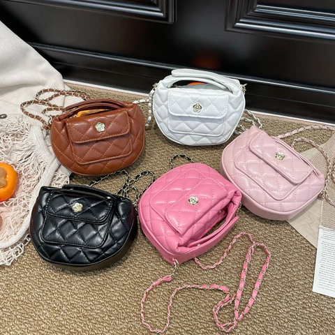 Women Mini Crossbody Bag Quilted PU Leather Chain Strap Flower Buckle Versatile French Style Small Elegant Handbag