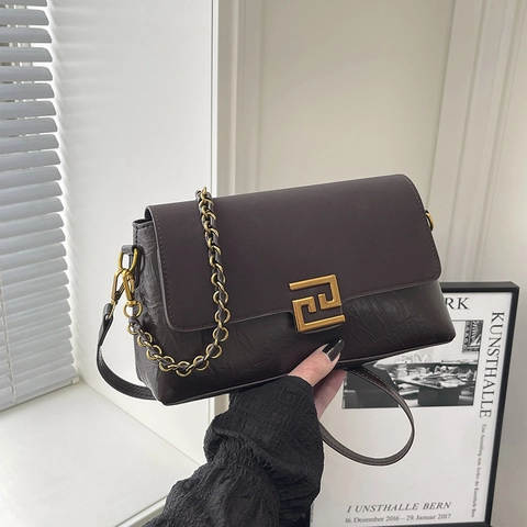 Damen Umhängetasche PU Leder Patchwork Faltenstruktur Goldene Geometrische Schnalle Kettengurt Retro Minimalistisch Quadratisch