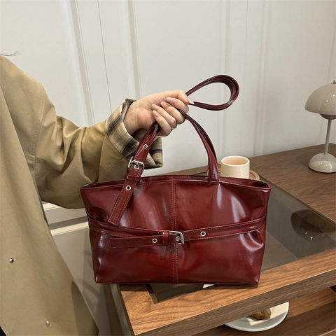 Shiny Patent PU Leather Tote Bag For Women Retro Belt Buckle Decoration Large Capacity Shoulder Bag With Silver Hardware