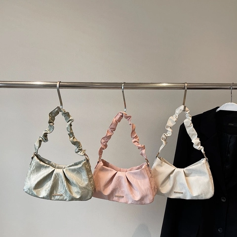 Women Fashion Pleated PU Leather Shoulder Bag Ruched Cloud Underarm Bag With Ruffle Strap Solid Color Minimalist Daily Purse
