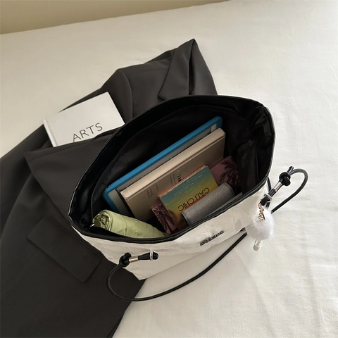 Women Large Capacity Tote Bag Pleated PU Leather Fashion Commuter Shoulder Bag With Plush Charm Accessory