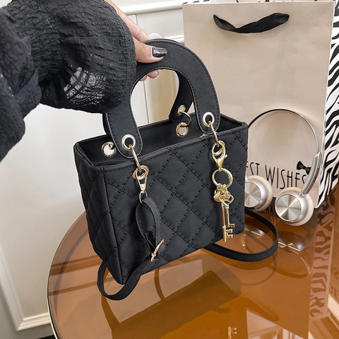 Sac Bandoulière Matelassé Sac À Main Cuir PU Motif Diamant Charme Clef Métal Rétro Petit Sac Carré Pour Femmes