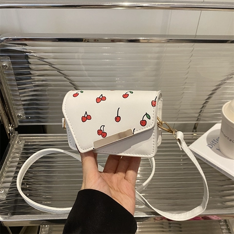 Borsa a Spalla Donna Mini in Pelle PU Piccola Borsa Quadrata a Tracolla Con Stampa Ciliegia Dettaglio Barra Metallica Dorata