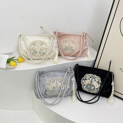 Sac Bandoulière Style Chinois Femme Broderie Florale Tissu Satiné Décor Pompon Bandoulière Noeud Sac À Main Rétro Élégant
