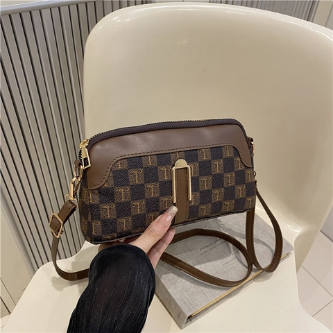 Vintage Monogram Crossbodytas PU Leer Schelpvorm Schoudertas Met Metalen Hardware En Afneembare Riem Voor Dames