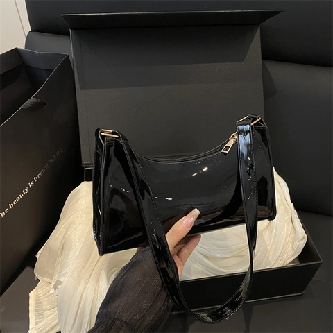 Retro Underarm Baguette Bag For Women Glossy Patent Croc Effect PU Leather Shoulder Handbag Simple Elegant Zipper Closure