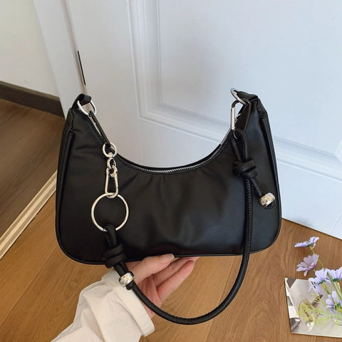 Borsa Sottobraccio in Pelle PU Minimalista da Donna Borsa a Spalla Hobo di Design con Tracolla Annodata e Anello in Metallo Argento