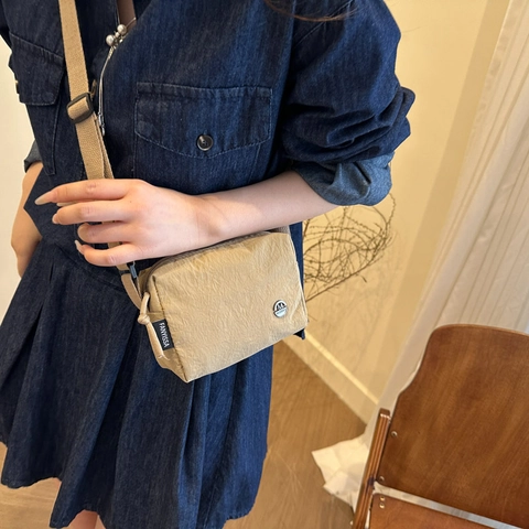 Lightweight Nylon Crinkle Crossbody Bag For Women Casual Solid Color Shoulder Bag With Adjustable Strap Fashion Square Bag