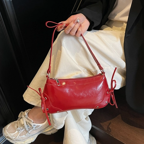 Damen Glänzende PU-Leder Schultertasche Y2K Retro Unterarm Baguette Mit Schleife Nieten Reißverschluss Kleine Chic