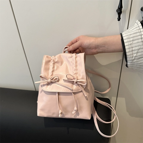 Damen Mode Schleife Mini Rucksack PU Leder Plissee Kordelzug Kleiner Rucksack Für Uni Shopping Eleganter Süßer Mädchen Tasche