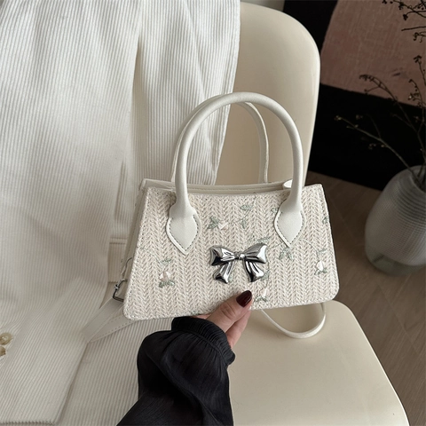 Woven Stroh Handtasche Für Frauen Blumenstickerei Metallschleife Crossbody Umhängetasche Vielseitig Elegant Schick
