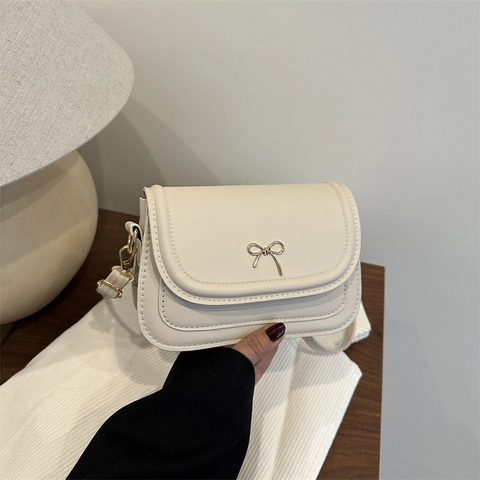Women Fashion PU Leather Crossbody Bag Metal Bowknot Small Square Saddle Bag Solid Color Shoulder Bag For Daily Casual