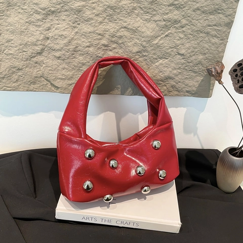 Damen Nieten Achseltasche Lackleder-Optik Hobo-Tasche Silber Metallkugel Dekor Schultertasche Trendige Kleine Handtasche Schick