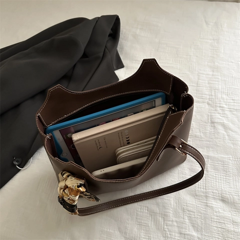 Women Tote Bag Soft PU Leather Large Capacity Contrast Stitching Retro Minimalist Shoulder Bag With Decorative Scarf
