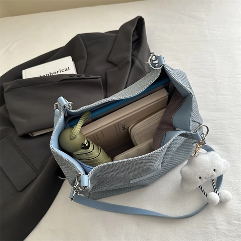 Corduroy Tote Bag Grote Capaciteit Schoudertas Met Wolk Pluche Hanger Metalen Kettingriem Dagelijks Woon-Werkverkeer