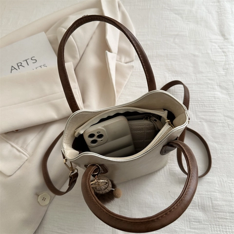 Borsa A Secchiello Retro In Pelle PU Borsa A Tracolla Da Donna Stile Minimalista Quotidiano Con Simpatico Ciondolo Mostro