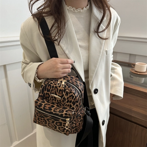 Leopardenmuster Mini Rucksack PU Leder Handheld Mode Kleine Pendler Tasche Damen Goldene Beschläge