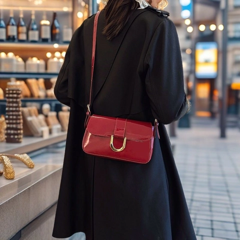 Borsa A Spalla In Vernice Da Donna Retro PU Lucido Borsa Sottobraccio Con Fibbia A Ferro Di Cavallo Dorata