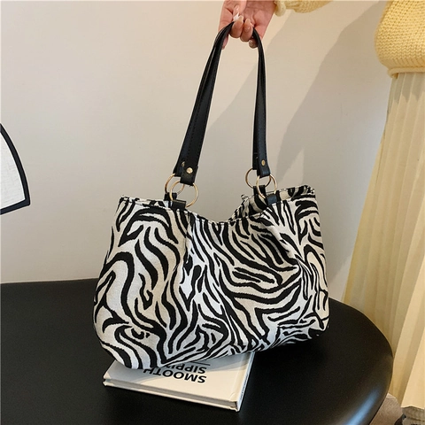 Borsa Tote Con Stampa Zebra Grande Capacità Borsa A Spalla In Tela Con Anelli In Metallo Dorato Per Donna Casual