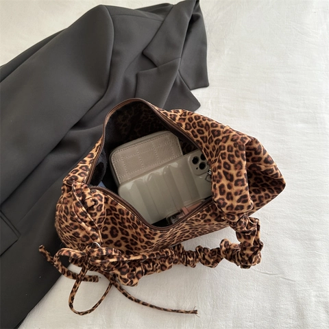 Borsa A Spalla Hobo Stampa Leopardata Nylon Grande Capacità Tracolla Arricciata Fiocco Decorativo Casual Tendenza