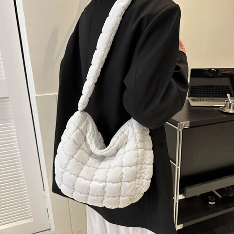 Bolso De Hombro Acolchado Para Mujer Nylon Gran Capacidad Rejilla Acolchado Bolso Bandolera Moda Nicho Ligero