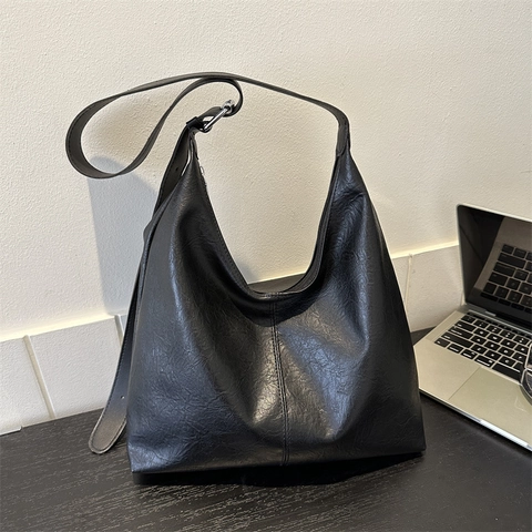 Bolso De Mano Grande De Cuero PU Bolso De Hombro Retro Minimalista Estilo Hobo Para Mujer Uso Diario