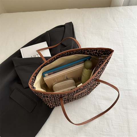 Luipaardprint Tote Bag Dames Grote Capaciteit Nylon Schoudertas Urban Simpel Modieus Trendy Voor Dagelijks Woon-werkverkeer
