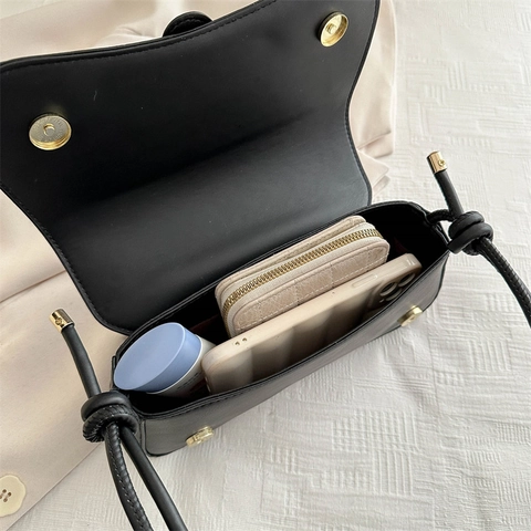 Women PU Leather Shoulder Underarm Bag Retro Minimalist Solid Color Large Gold Buckle Knotted Strap Elegant Handbag