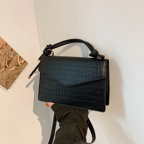 Crocodile Embossed PU Leather Shoulder Crossbody Bag For Women Retro Square Handbag With Knotted Handle And Flap Closure