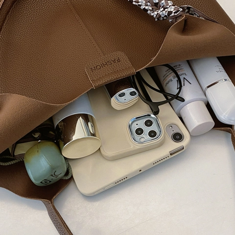 Damen Große Kapazität Tote Bag PU Leder Litchi Muster Minimalistische Vintage Schultertasche Mit Dekorativem Satinnschal