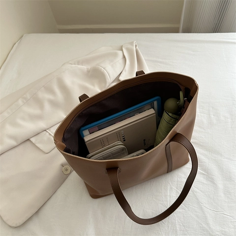 Bolso Tote De Gran Capacidad Para Mujer Cuero PU Suave Minimalista De Viaje Bolso De Hombro De Mano Retro Color Sólido