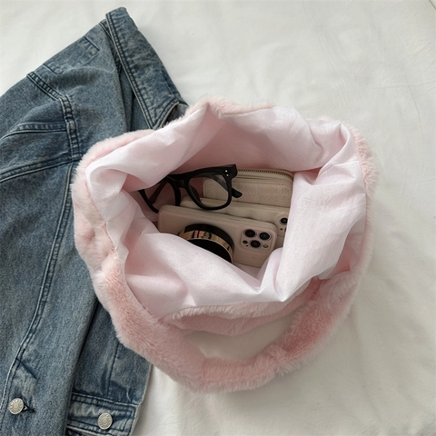 Women Faux Fur Tote Bag Large Capacity Soft Plush Shoulder Handbag Warm Winter Fashion Bag With Cute Monster Charm