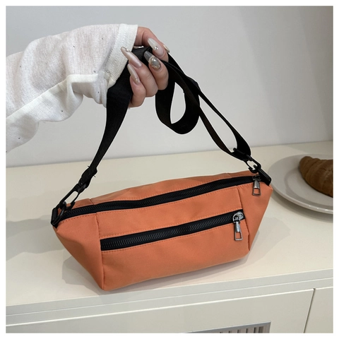 Women Minimalist Nylon Crossbody Bag Lightweight Small Bag With Adjustable Wide Strap Casual Shoulder Bag Chest Pack Handbag