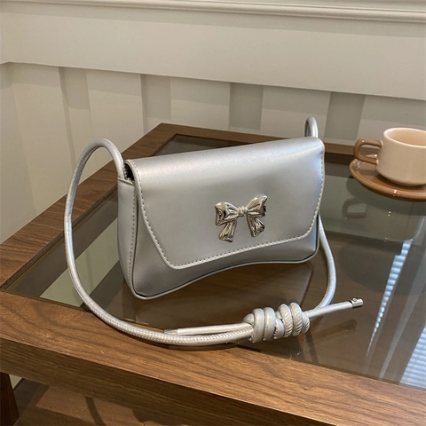 Women Shoulder Crossbody Bag PU Leather Flap Square Bag With Metal Bow Knotted Strap French Chic Sweet Handbag