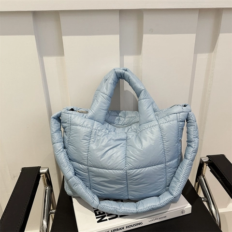 Bolso Tote Acolchado Puffer Nylon Acolchado Ligero Gran Capacidad Streetwear Bolso De Hombro De Mano Color Sólido
