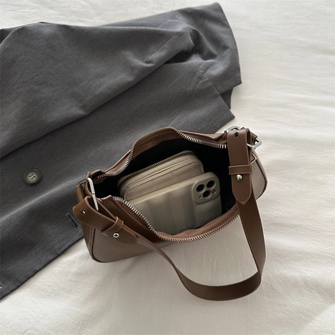 Crescent Hobo Bag Women PU Leather Metal Bow Adjustable Strap Underarm Shoulder Bag Retro Fashion Versatile