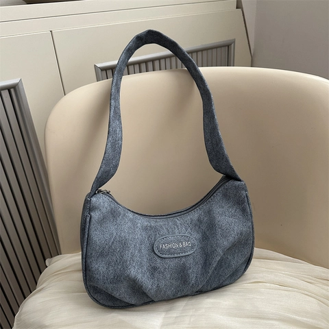 Crescent Hobo Bag For Women Ruched PU Leather Shoulder Underarm Purse Minimalist Niche Style Solid Color Elegant