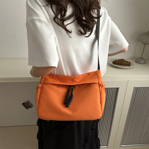 Borsa a Spalla da Donna in Tessuto Oxford di Grande Capacità Borsa a Tracolla Casual per Pendolari Borsa Sottoascellare alla Moda