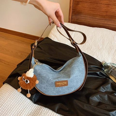 Sac Bandoulière Demi-Lune Vintage Femmes Grande Capacité Cuir PU Denim Sac Hobo Sangle Réglable