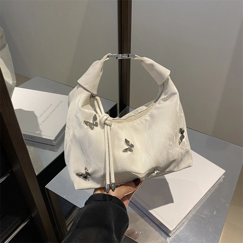 Damen PU Leder Hobo Tasche Mit Falten Und Silbernen Metall Schmetterlingen Modische Umhängetasche Und Schultertasche Y2K