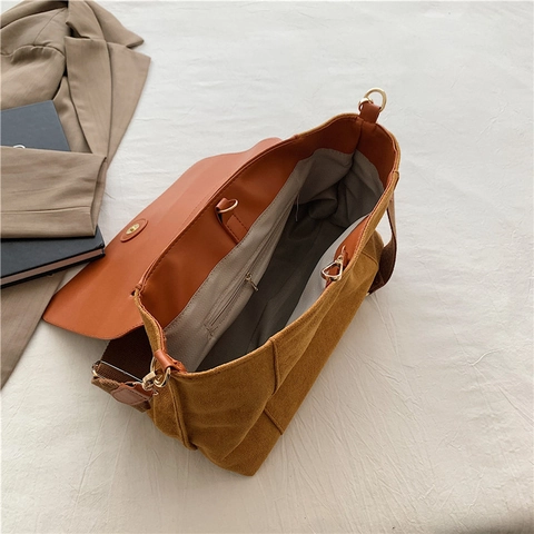 Women Messenger Bag Faux Suede Large Capacity Flap Shoulder Handbag Retro Commuter Style Solid Color