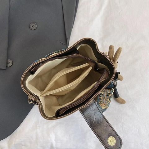Retro PU Leder Eimer Umhängetasche Für Damen Mit Breitem Besticktem Riemen Im Ethno Stil Vintage Schultertasche