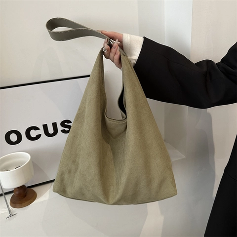 Women Large Capacity Faux Suede Tote Bag Minimalist Slouchy Hobo Shoulder Bag Vintage Matte Solid Color Commuting Handbag